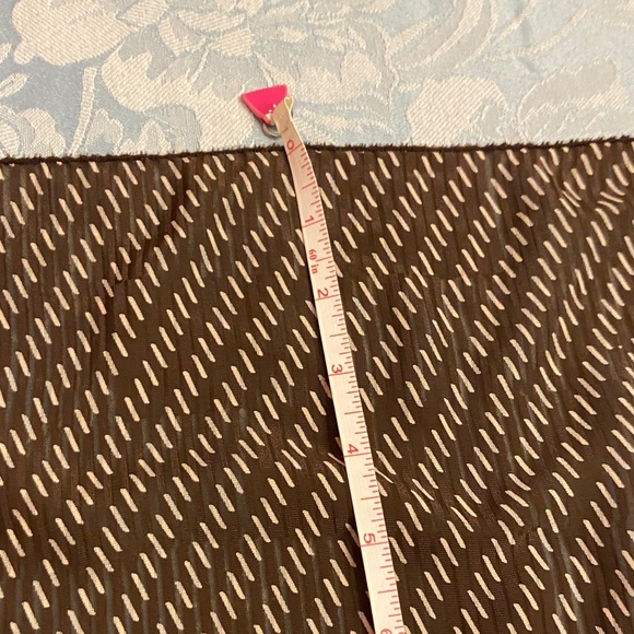 Brown Patterned Scarf - Picture 8 of 10